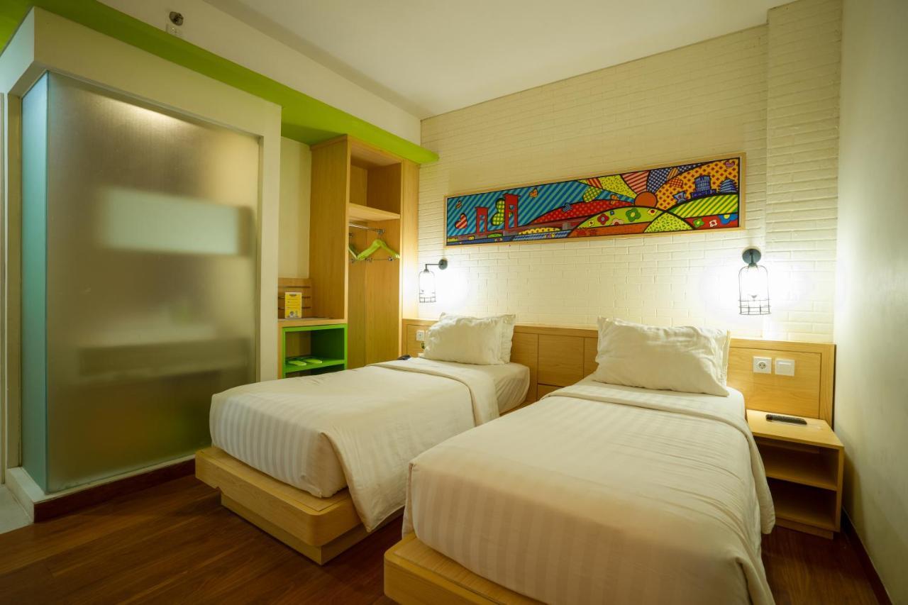 Maxonehotels.Com At Vivo Palembang Exterior foto